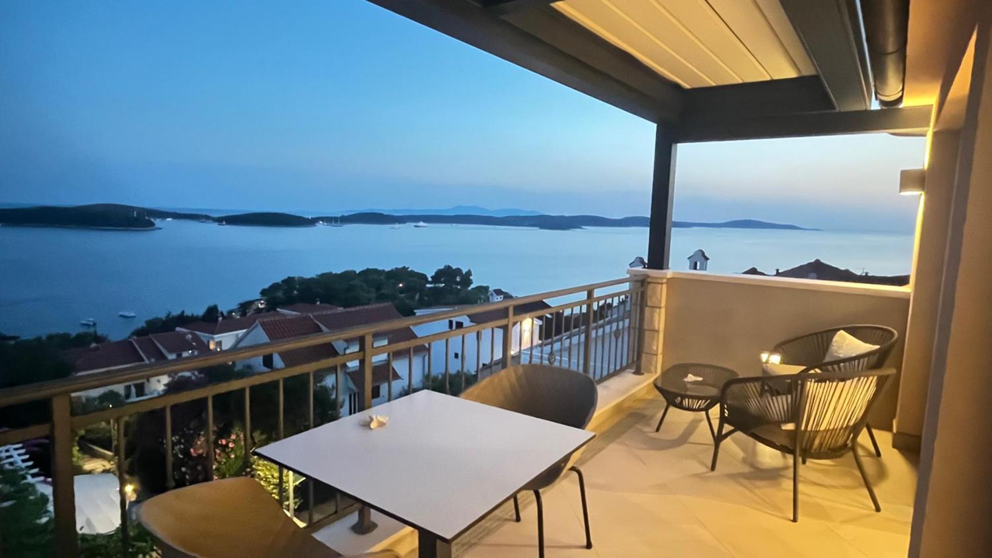 Top View Residence Хвар Екстериор снимка